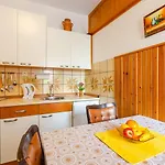 Appartamento Komfortables Nur 570 Meter Zum Mit Privatparkplatz, Meerblick, Klima, Wifi Crikvenica