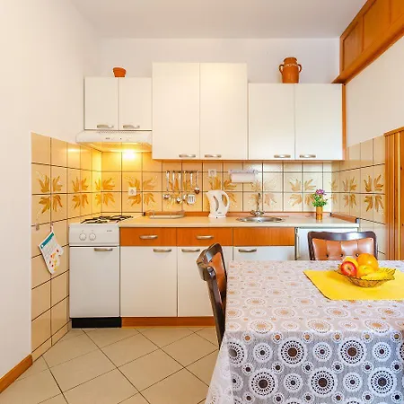 Apartment Komfortables Nur 570 Meter Zum Mit Privatparkplatz, Meerblick, Klima, Wifi *