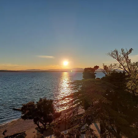 Appartement Komfortables Nur 570 Meter Zum Mit Privatparkplatz, Meerblick, Klima, Wifi Crikvenica