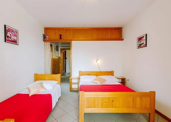 Komfortables Nur 570 Meter Zum Mit Privatparkplatz, Meerblick, Klima, Wifi Appartement Crikvenica