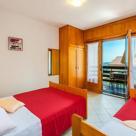 Appartement Komfortables Nur 570 Meter Zum Mit Privatparkplatz, Meerblick, Klima, Wifi